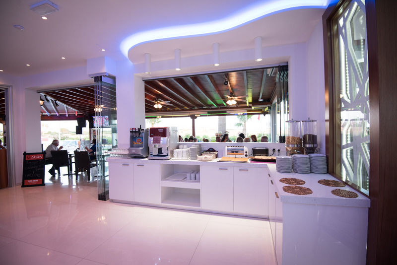 Hotel Loutsiana I & Ii Deluxe 3*