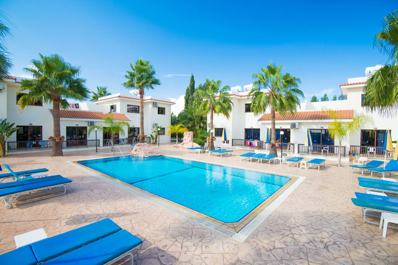 Loutsiana I & Ii Deluxe Ayia Napa