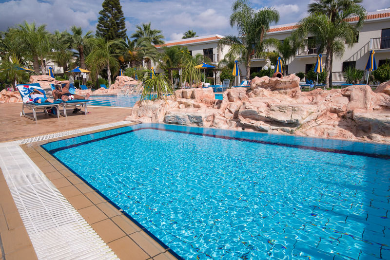 Hotel Loutsiana I & Ii Deluxe